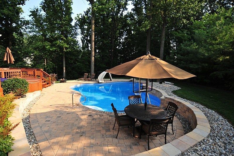 Swimming Pool Hardscaping