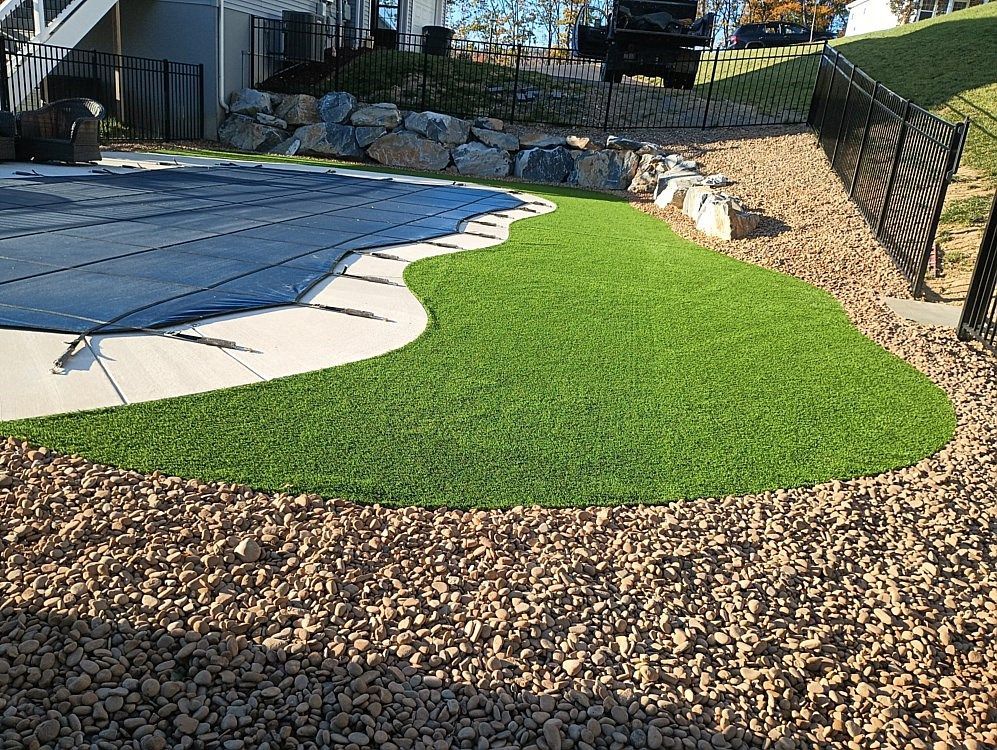 Swimming Pool Hardscaping
