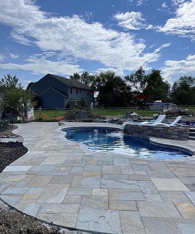 Swimming Pool Hardscaping