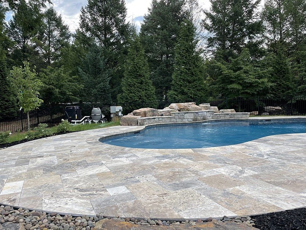 Swimming Pool Hardscaping