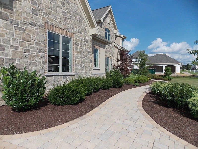 Custom Hardscaping