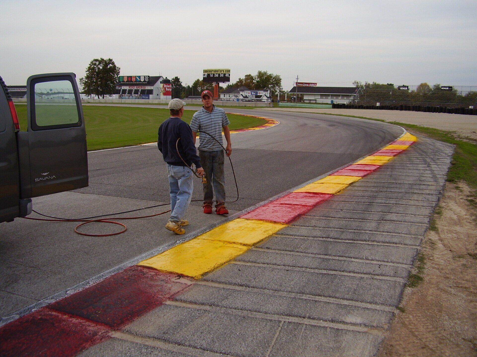 Road divider coloring