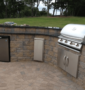 Outdoor kitchen
