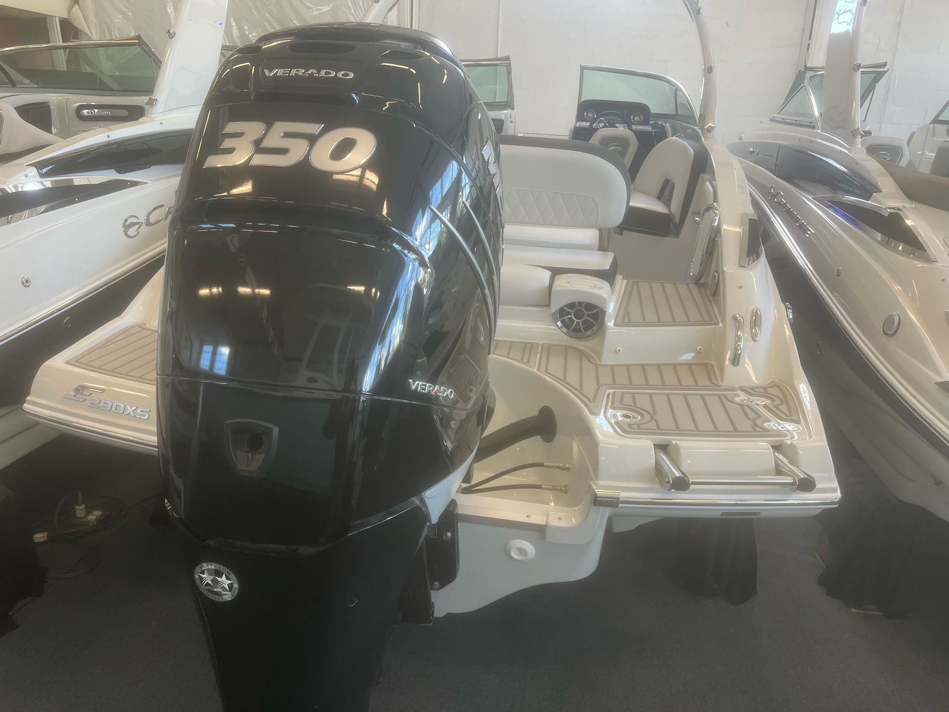 2024-crownline-motor