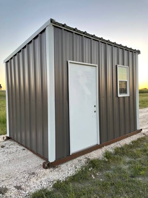 8x12 fully enclosed storage room