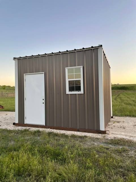 8x12 fully enclosed storage room