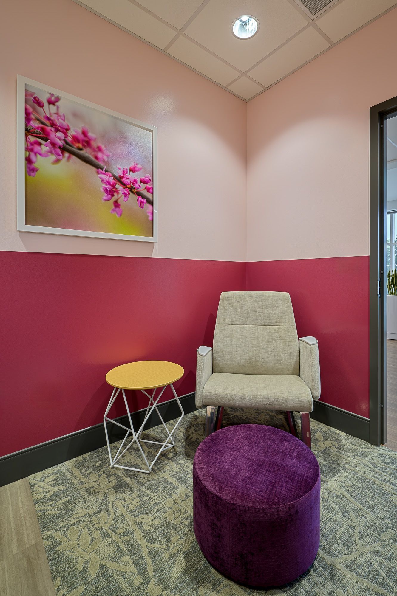 A small corner with couch and table