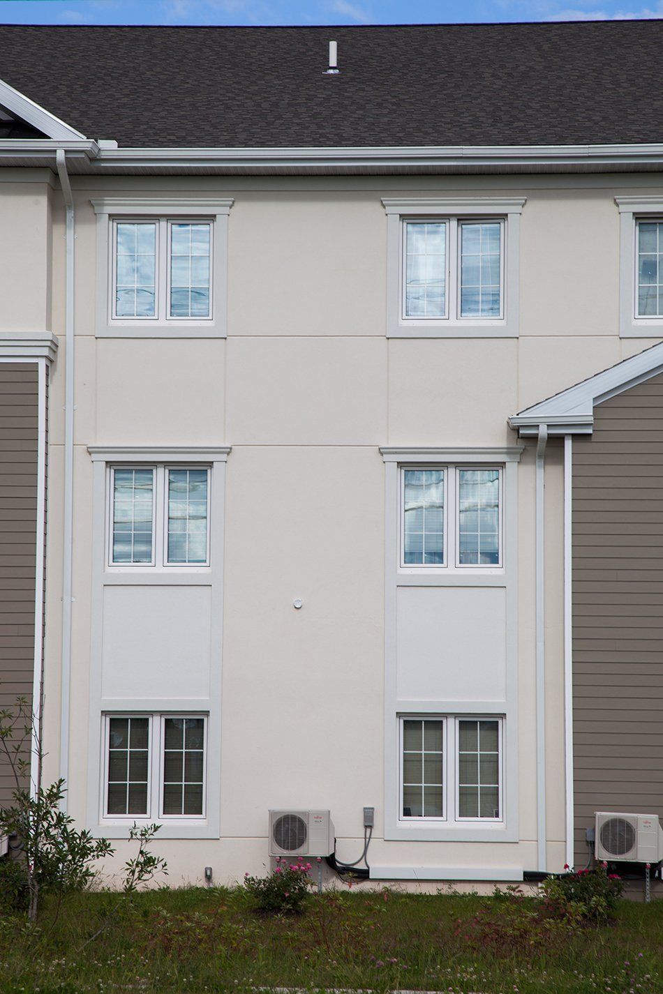 Stucco finish for residential place