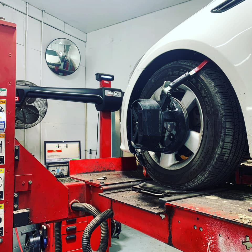 Auto tire alignment