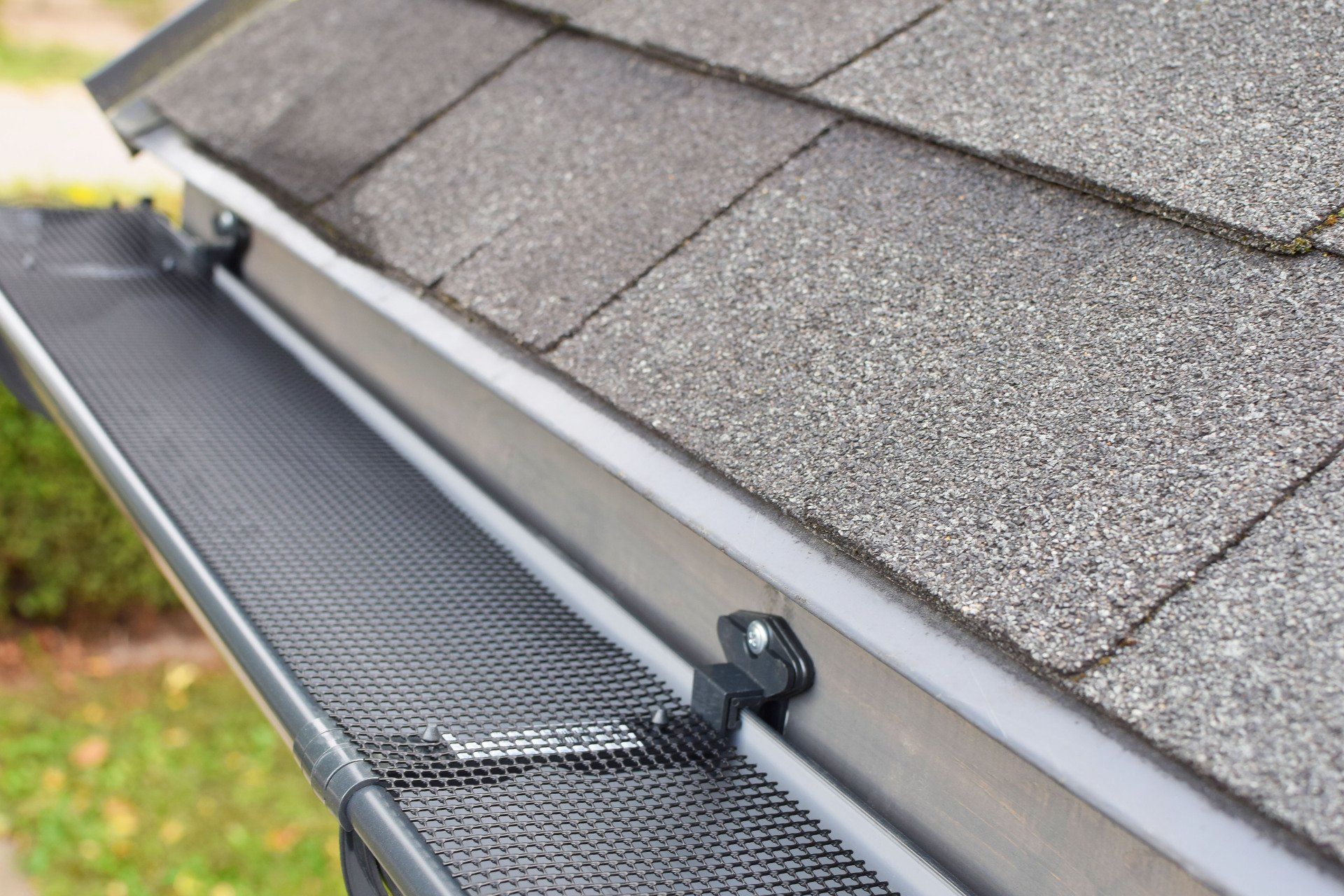 Gutter guard installation service