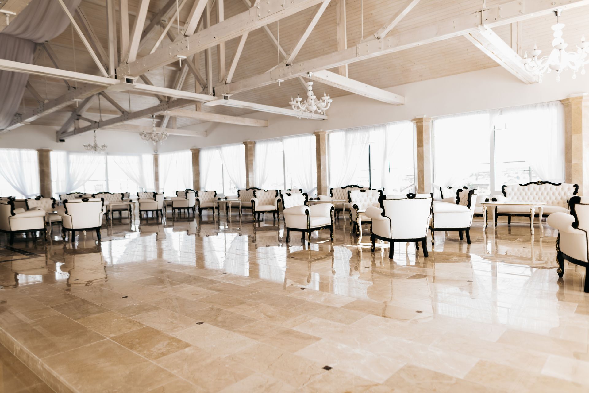 3 Overlooked Factors When Choosing a Wedding Venue