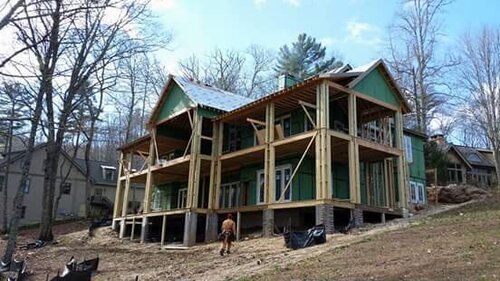 New mountain lake home