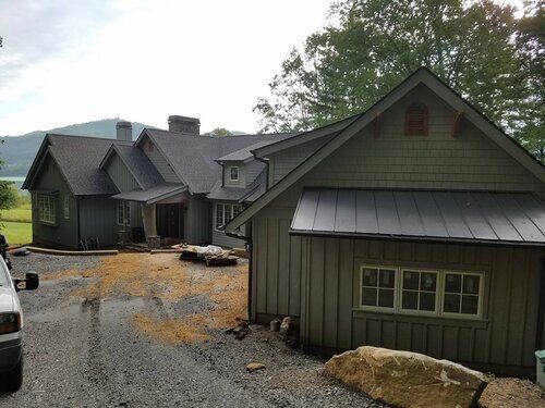 New mountain lake home