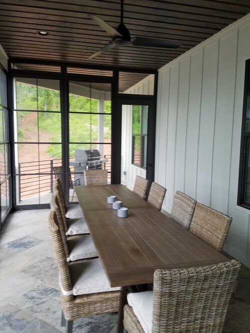 New home on Lake Keowee