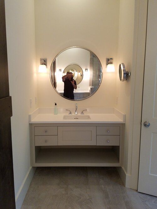 New home on Lake Keowee