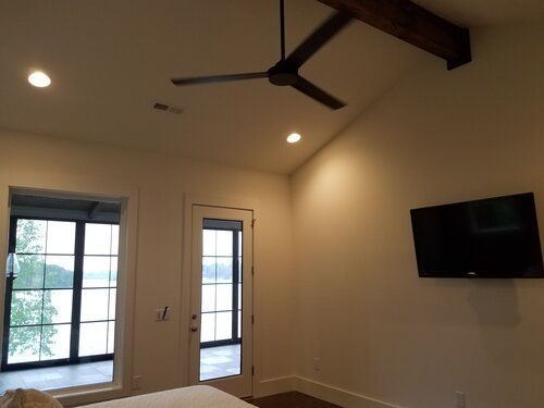 New home on Lake Keowee