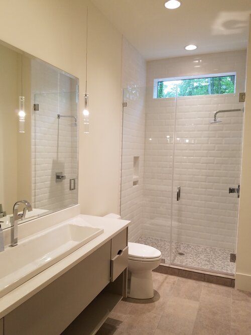 New home on Lake Keowee