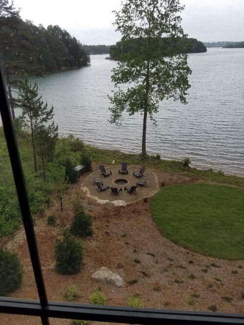 New home on Lake Keowee