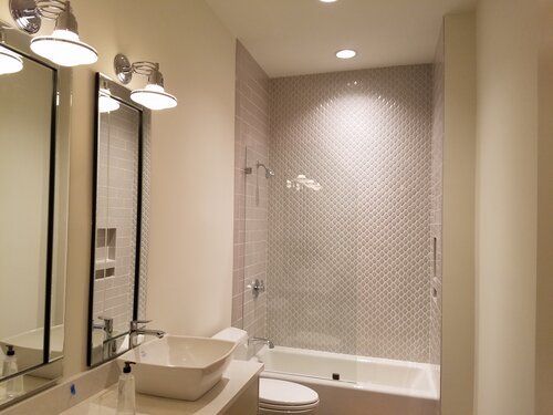 New home on Lake Keowee