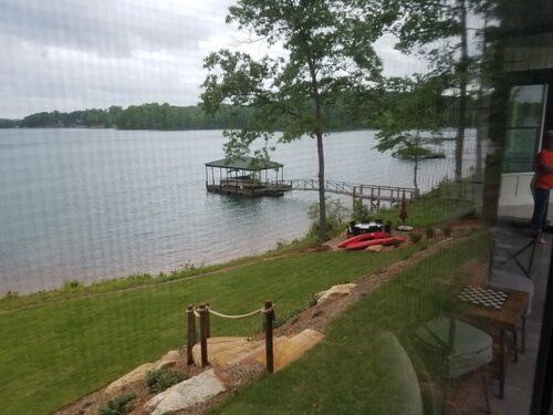 New home on Lake Keowee