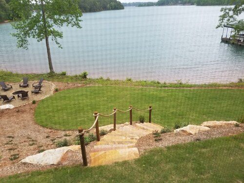 New home on Lake Keowee