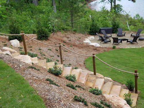 New home on Lake Keowee