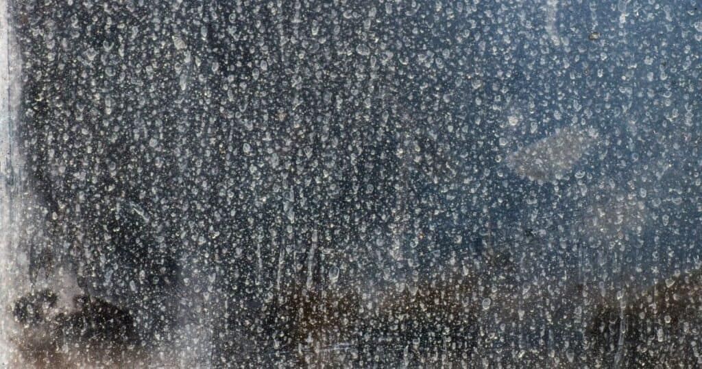 Hard water stain removal on windows