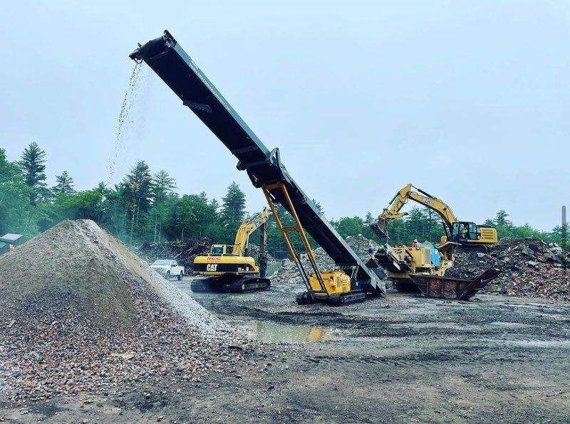 Sea wall construction