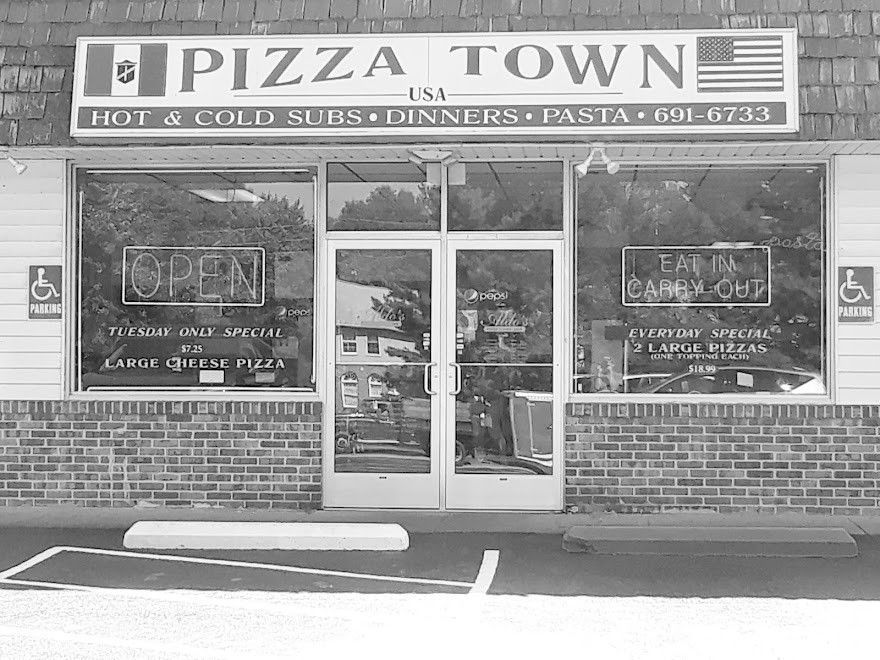 Oscar's Pizza Town USA