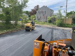 Asphalt paving service