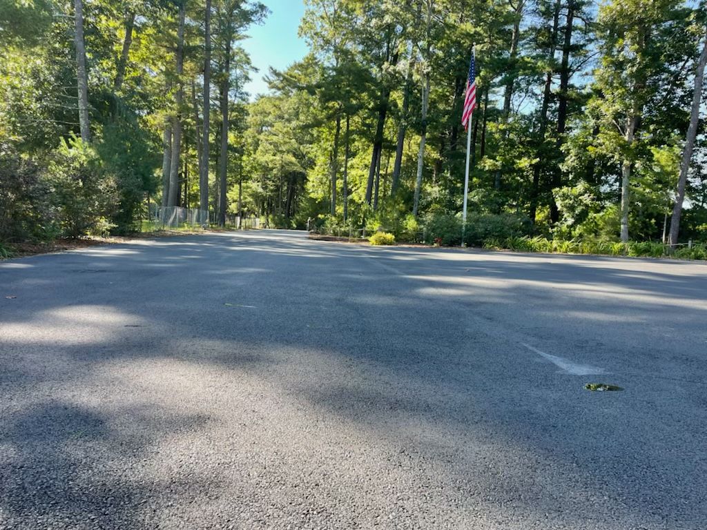 Asphalt paving service