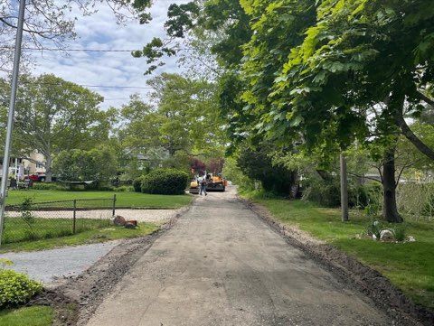 Asphalt paving service