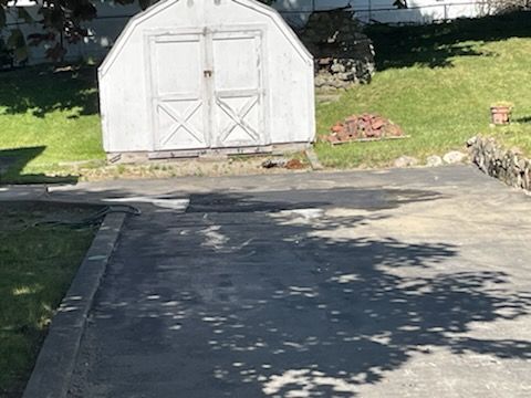 Asphalt paving service