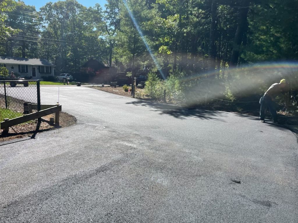 Asphalt paving service