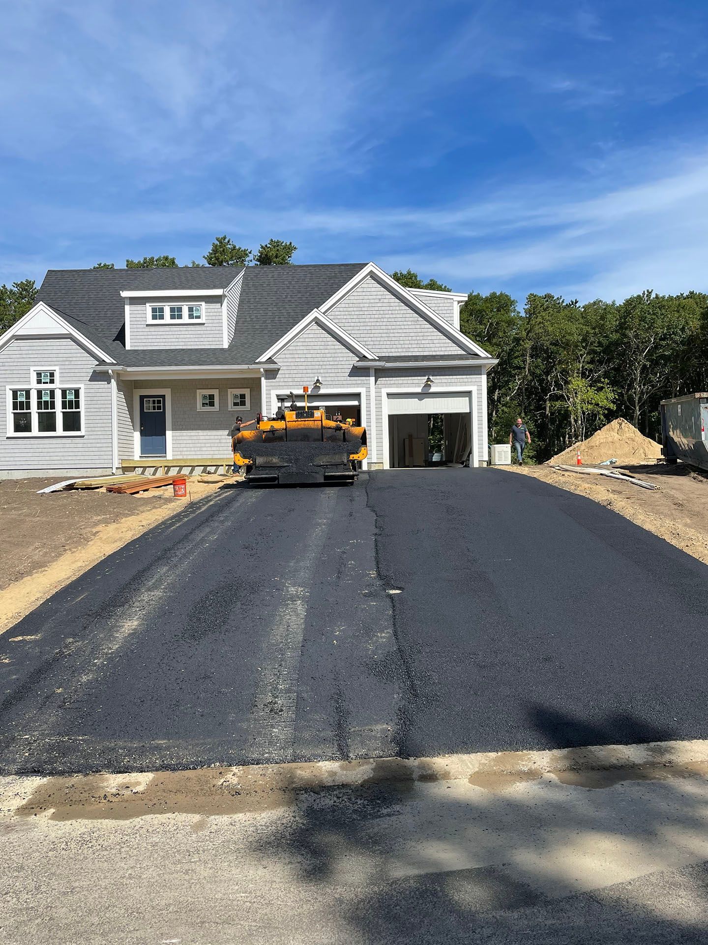 Asphalt paving service