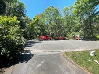 Asphalt paving service