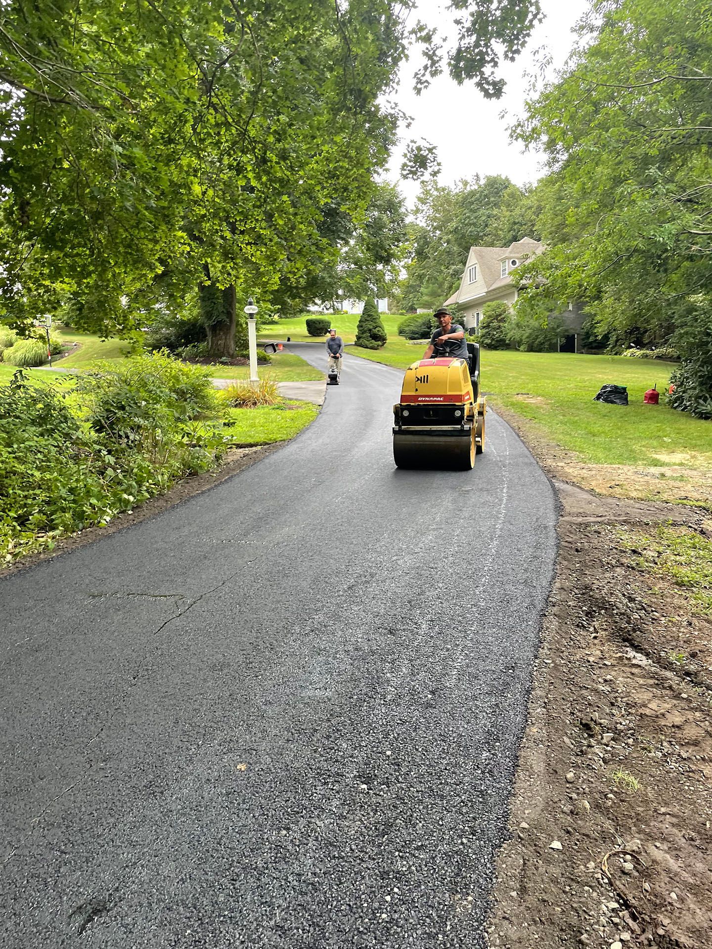 Asphalt paving service