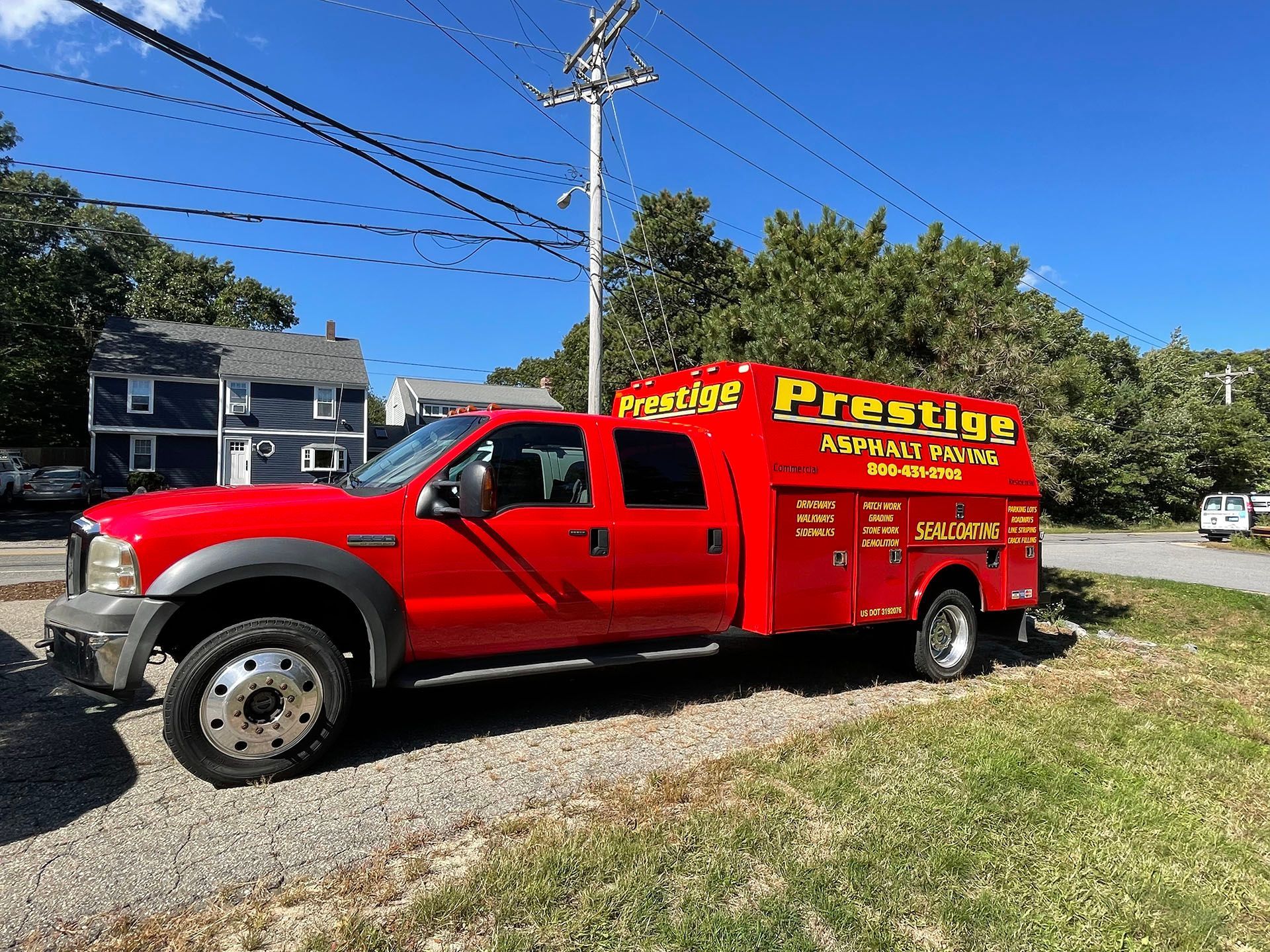 Asphalt paving service