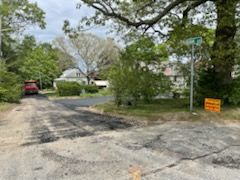 Asphalt paving service