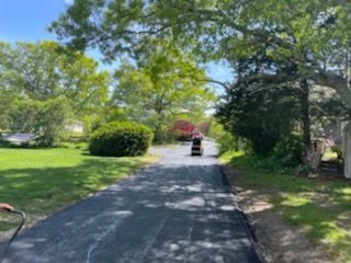 Asphalt paving service