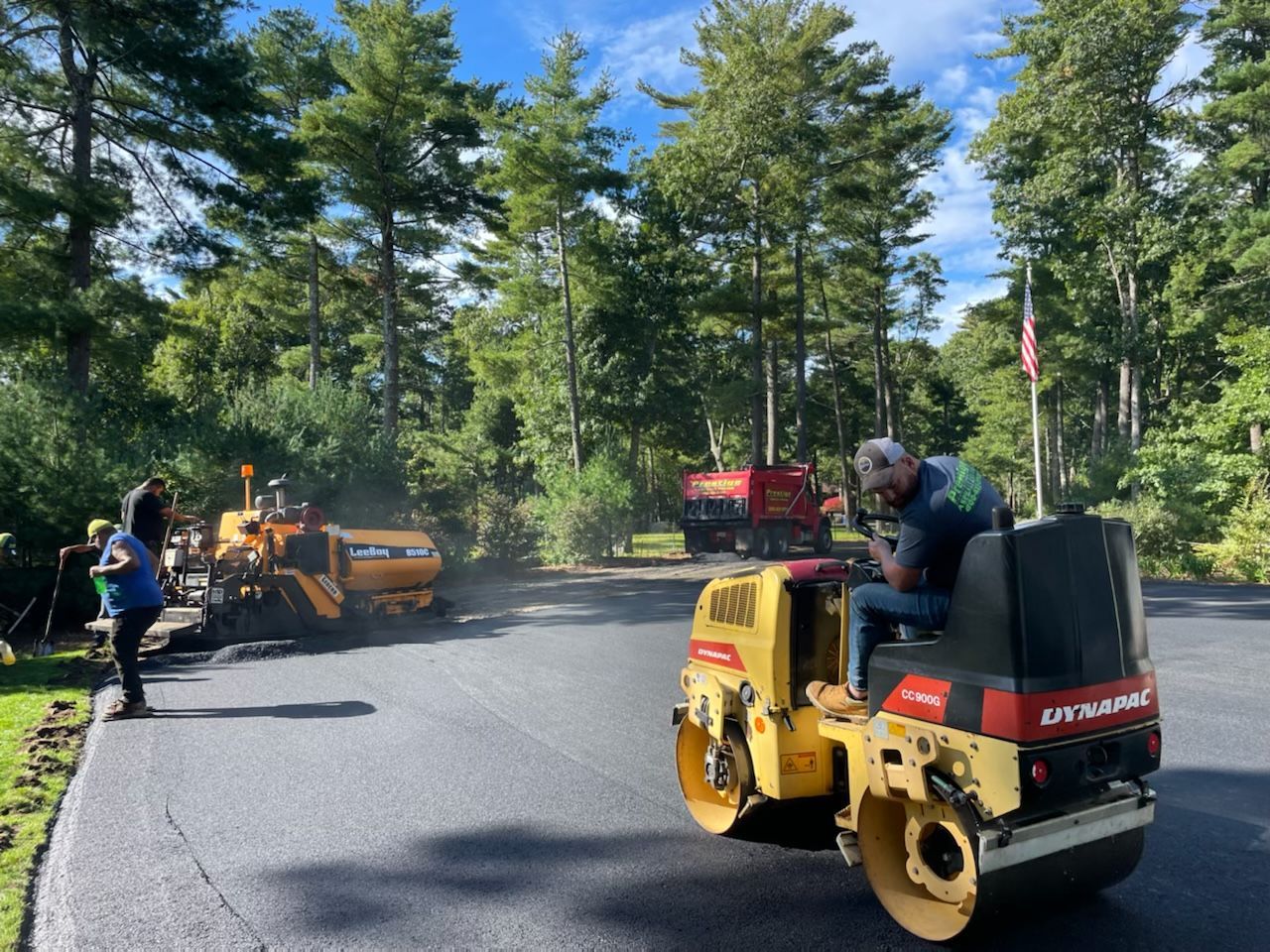 Asphalt paving service