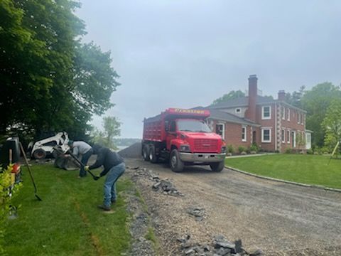 Asphalt paving service