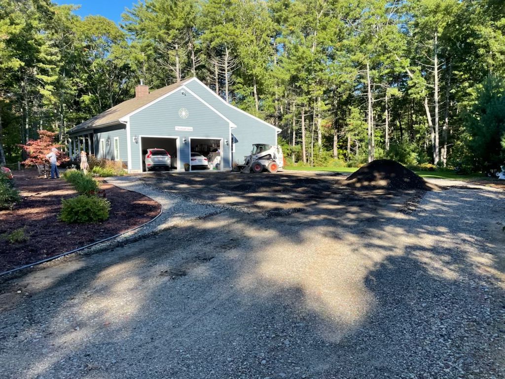 Asphalt paving service