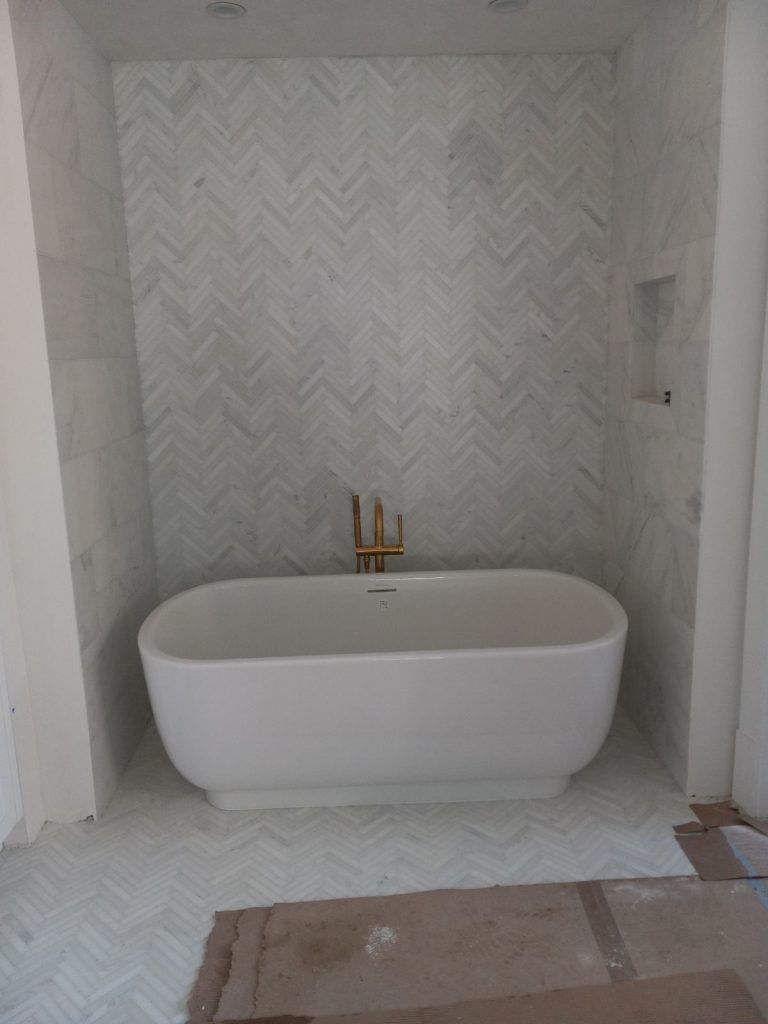 Custom bathtub