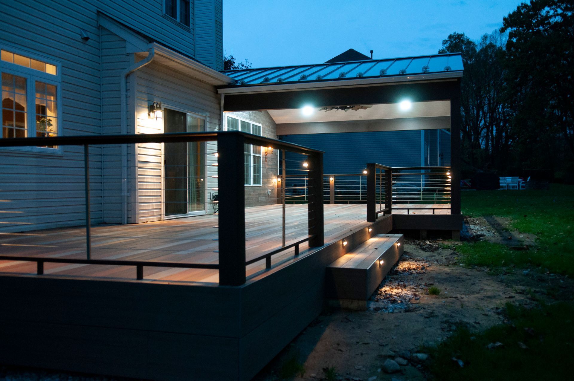 Backyard deck design ideas