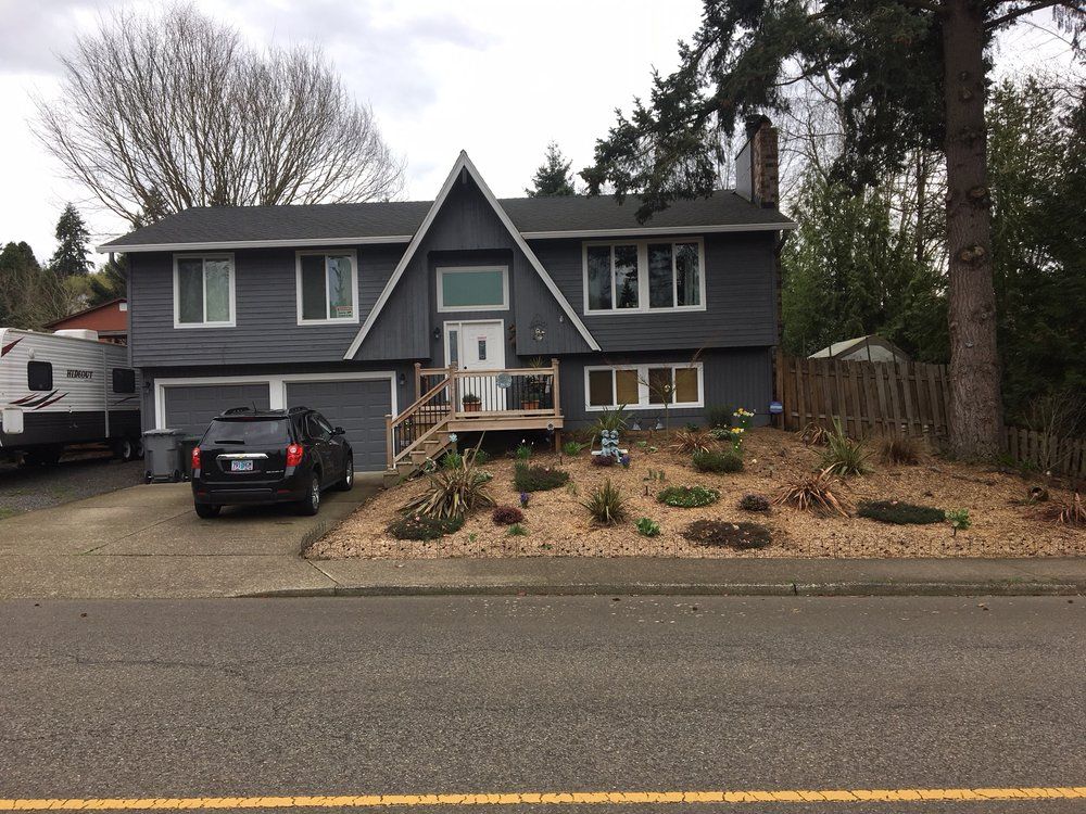 Before and After - Exterior Painting in Portland, OR