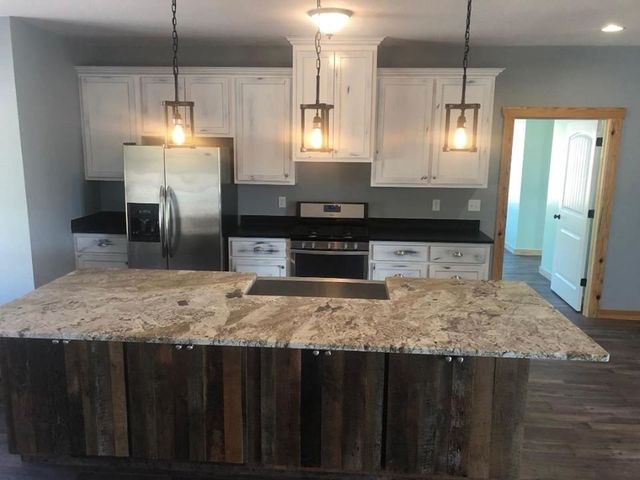 Flip flop kitchen decor