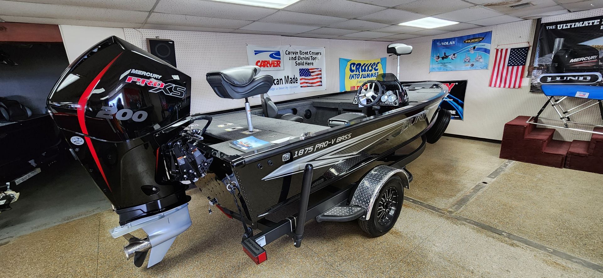 Lund Boats | Boat Dealerships | Davenport, IA