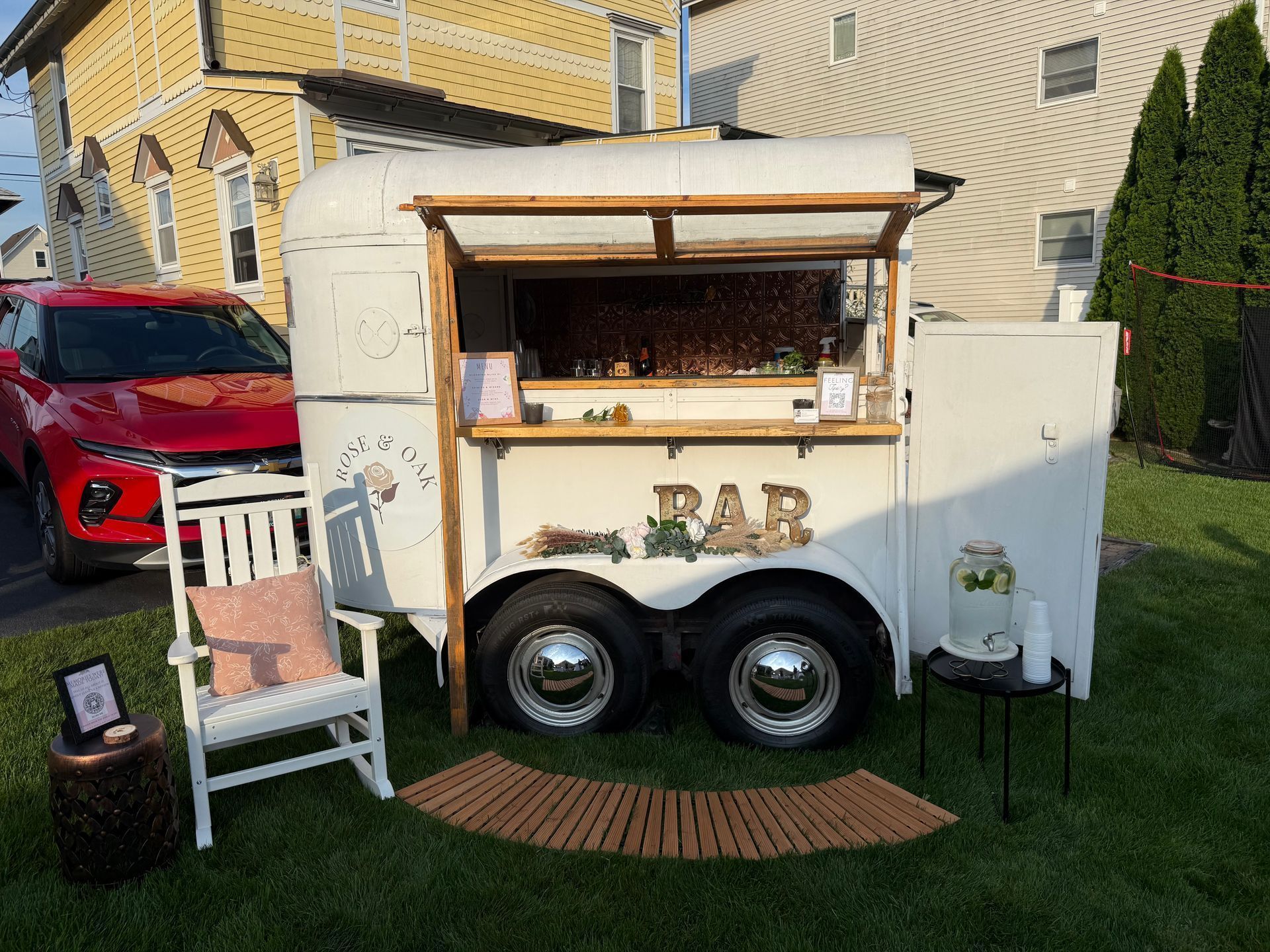 Rose & Oak Mobile Bar and Events