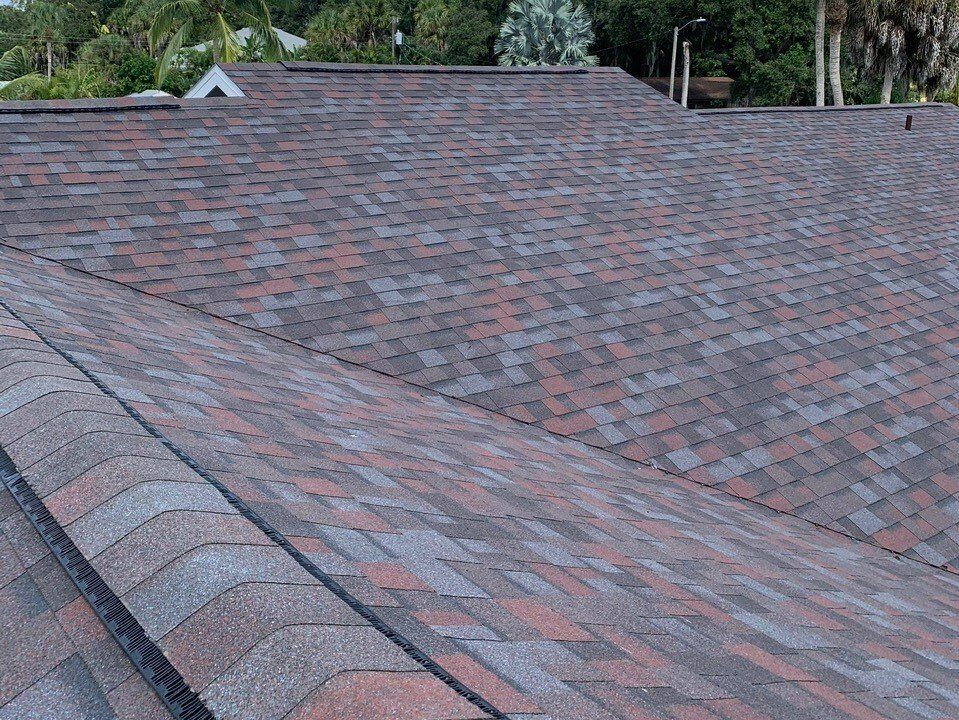 Landscape Venice Owens Corning Shingle Merlot